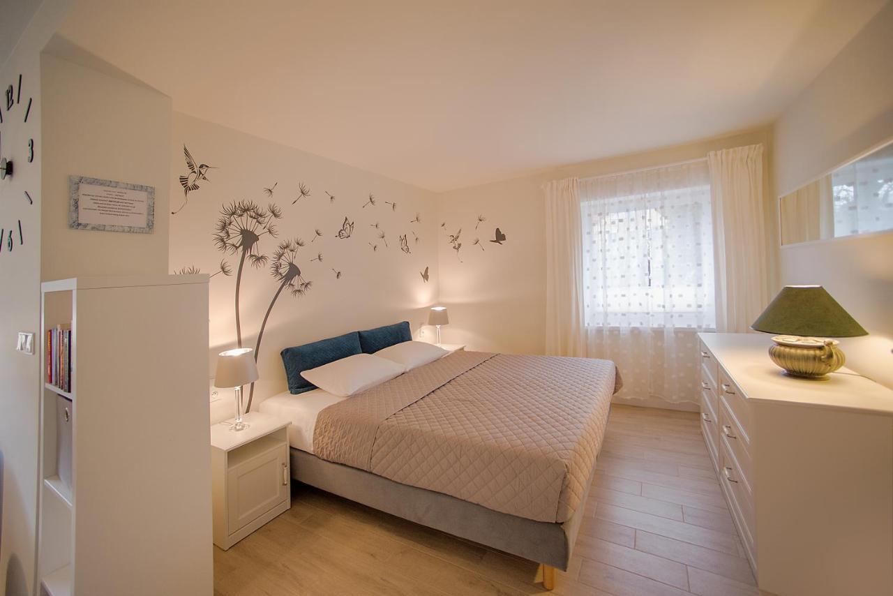 Apartamenty Sjesta River Kudowa-Zdrój Kültér fotó